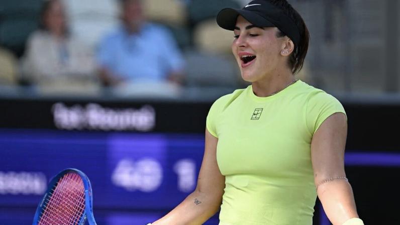 Andreescu vence pela primeira vez em 8 meses; Badosa estreia bem