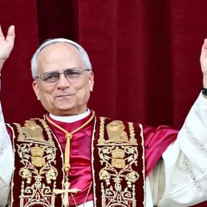 Papa afirma que Jesus rejeita orações de quem faz guerra