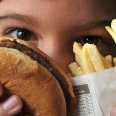 Uma em cada cinco crianças e adolescentes tem obesidade