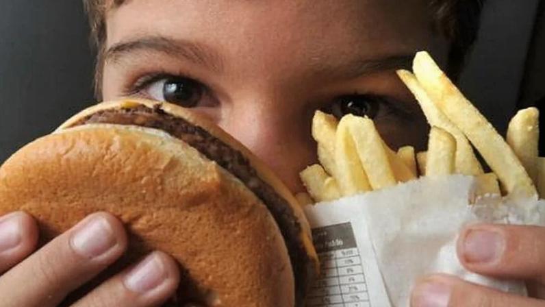 Dados do Atlas Mundial mostram aumento da obesidade infantil em todo o mundo.