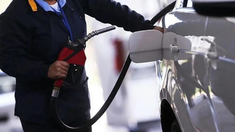 Diesel nas refinarias da Petrobras está 47% mais barato que o preço internacional.