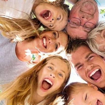 Dia Internacional da Felicidade destaca caminhos para o bem-estar.