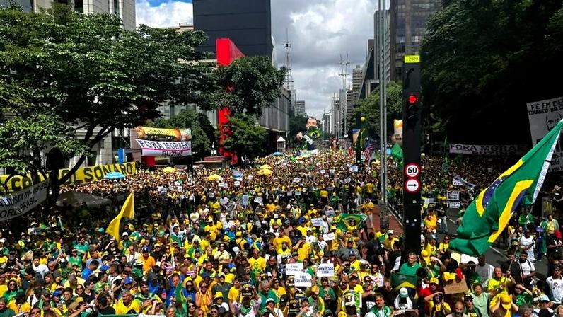 Ato na Paulista aponta maior chance de vitória da direita sobre Lula