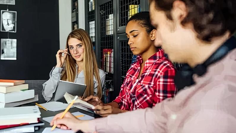 USP oferece recuperação em matemática, química e português para calouros