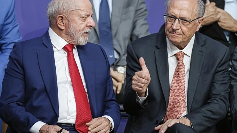 Fala em reunião ministerial põe fim a incerteza do PSB e articulação por nome do MDB. Leia na Gazeta do Povo. (Foto: Sebastiao Moreira/EFE)