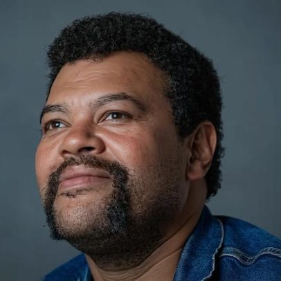 Babu afirma estar triste e arrependido, quer menos violência e acredita no amor