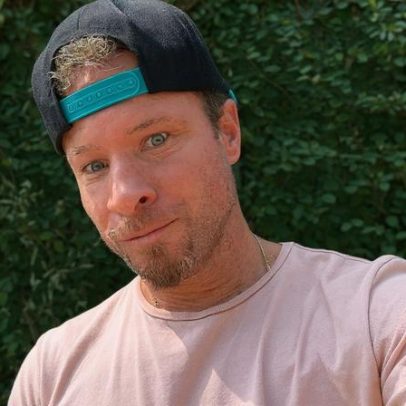 Brian Littrell afirma que família enfrenta ameaças violentas em invasão de propriedade