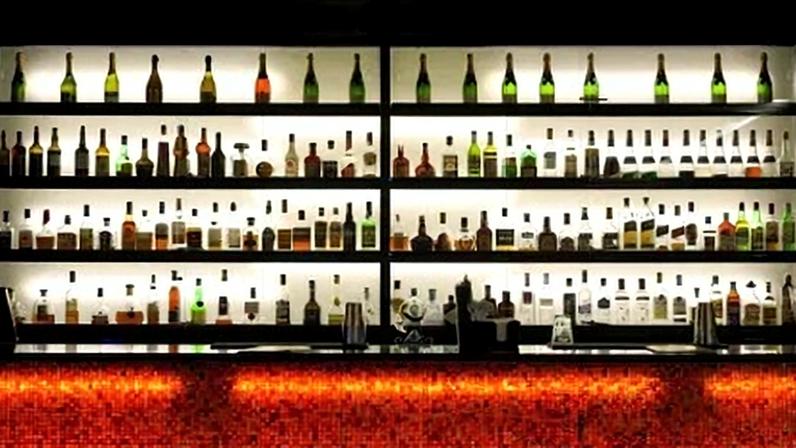 Conheça características de bares de diferentes culturas ao redor do mundo