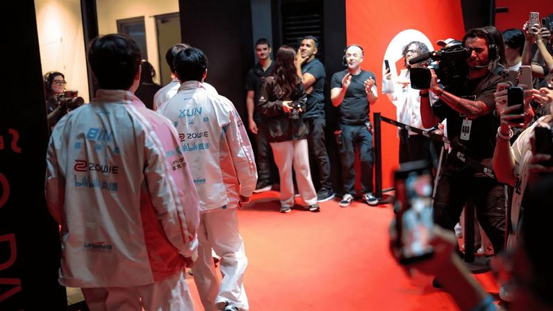 First Stand 2026: fãs questionam postura da Riot sobre contato com jogadores