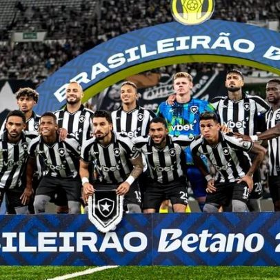 Botafogo adia viagem para enfrentar o Palmeiras por pane no avião