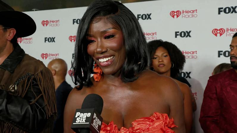 Bozoma Saint John rebate Sarah Michelle Gellar após críticas à temporada