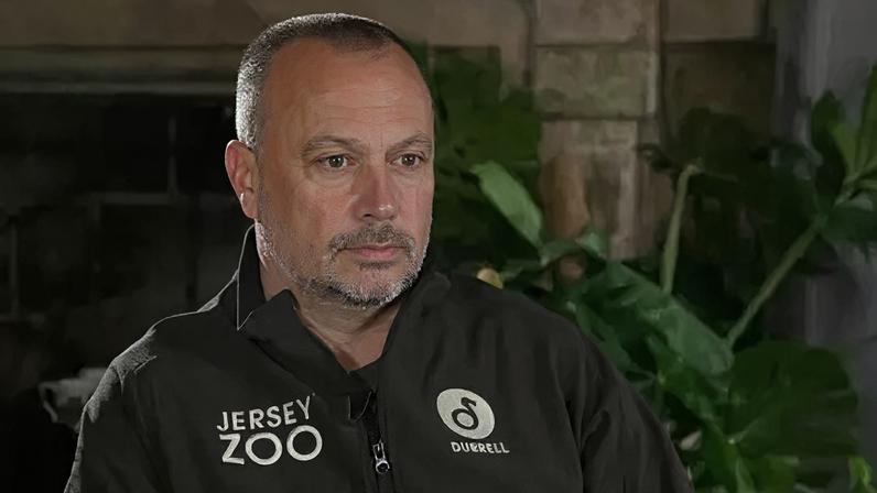 Novo diretor do zoológico analisa plano para espécies ameaçadas