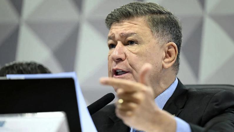 Presidente da CPMI do INSS afirmou que empresas de telefonia confirmaram que número vinculado ao STF teria mantido contato com Vorcaro. (Foto: Andressa Anholete/Agência Senad)