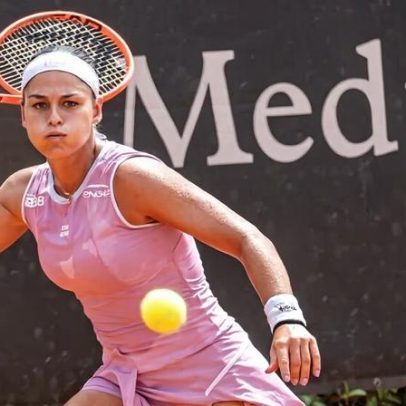 Meligeni é superada pela ex-top 100 Riera nas quartas