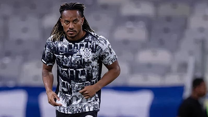 Meia do Corinthians é convocado por Mano Menezes para a seleção peruana