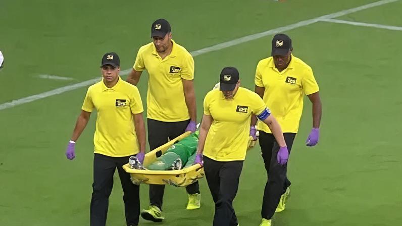 Cássio sai chorando e é substituído no Flamengo x Cruzeiro