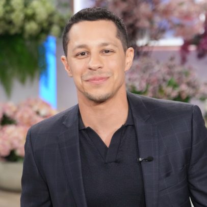 David Del Rio move arbitragem contra CBS por demissão de Matlock