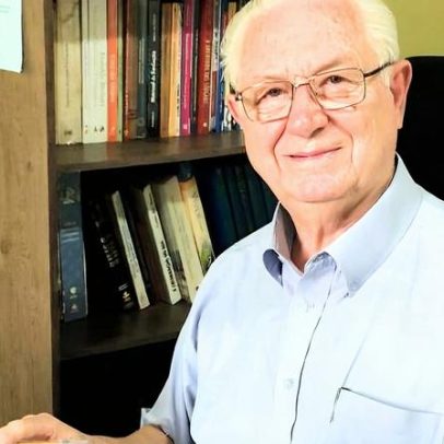 Poesia é destacada como forma poderosa de expressão cultural