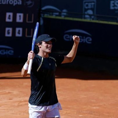 Chabalgoity enfrenta Storck na semifinal em Porto Alegre