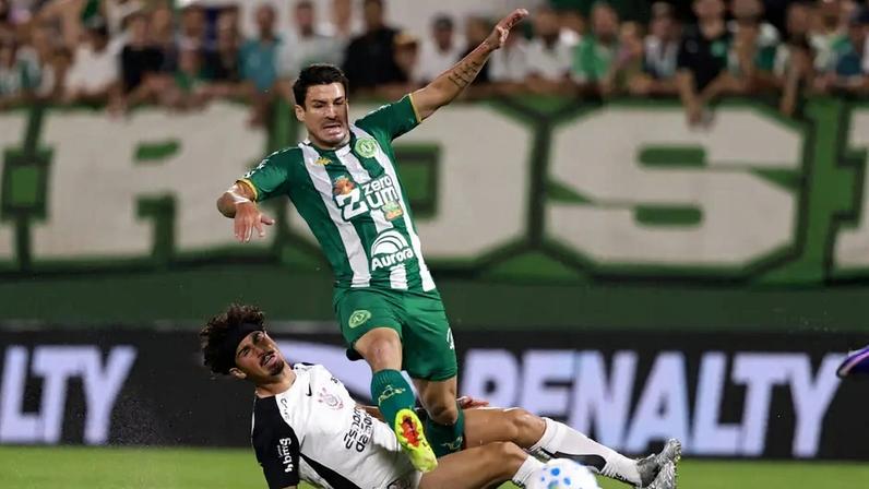 Chapecoense x Corinthians na Arena Condá (Foto: RAFAEL DIEGO/Agencia Enquadrar/Gazeta Press)