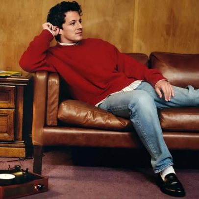 Charlie Puth finalmente encontra seu tom ideal