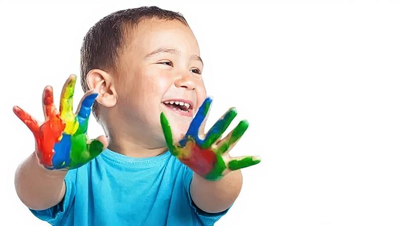 De acordo com dados inéditos, a procura por educação especial aumentou 41% entre janeiro e fevereiro de 2026