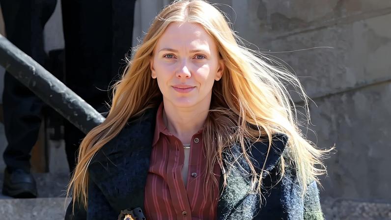 Scarlett Johansson was spotted filming the upcoming Mike Flanagan-directed movie “The Exorcist” in New York City on Tuesday.