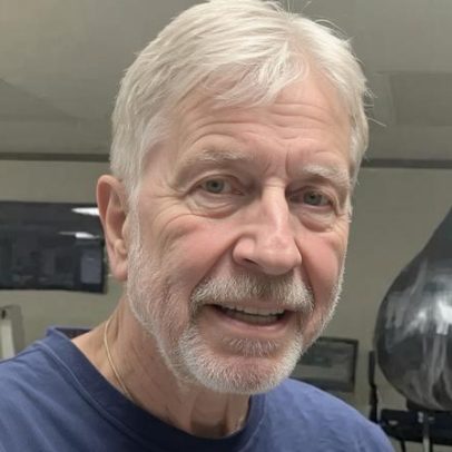 Chuck Norris, ícone do cinema de ação e artes marciais