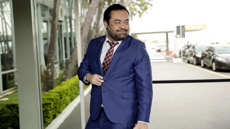 Cláudio Castro renuncia ao governo do Rio na véspera de julgamento no TSE