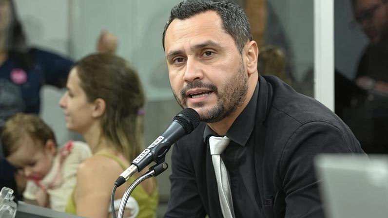 Cleitinho Vorcaro doou a Bolsonaro e reuniu com Lula; não tem ideologia