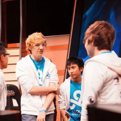 LoL: Bicampeão da LCS é contratado pela Riot para equipe de análise