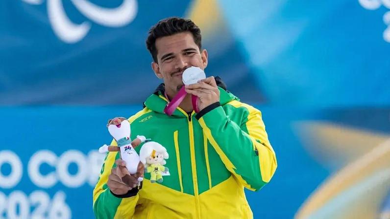 Brasil leva potência paralímpica do verão às pistas de neve nos Jogos de Inverno