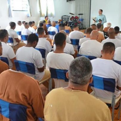 Cursos bíblicos promovem transformação em presídios paulistas