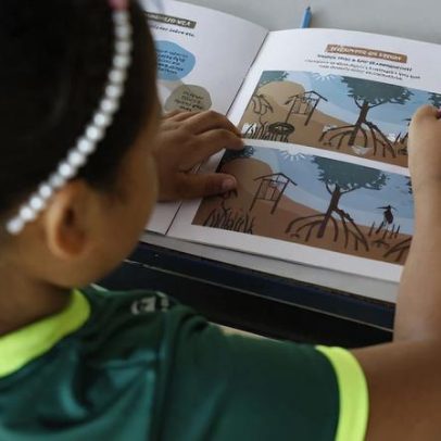 Criança diz a Lula que aprender a ler abriu um mundo mágico