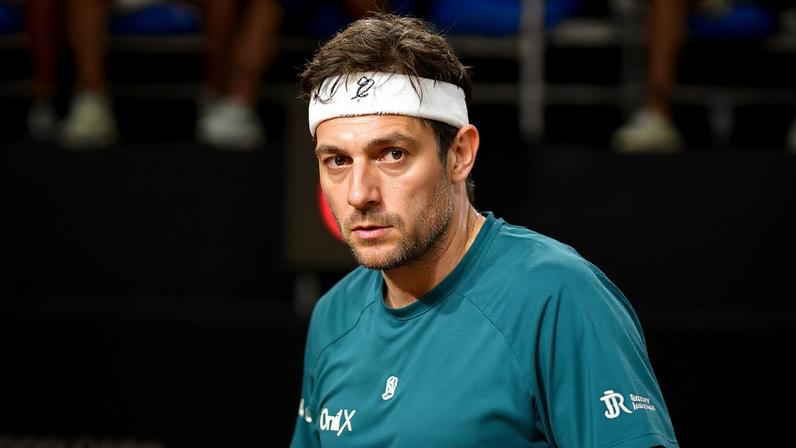 Demoliner elimina Melo e avança à final em Cap Cana