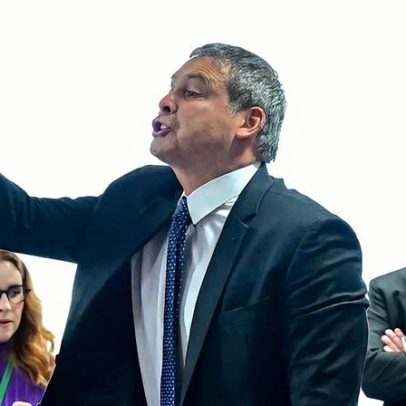 Troca de ofensas entre Lindbergh e Gaspar na CPMI do INSS