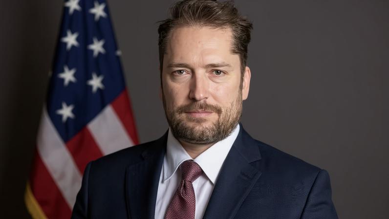 Darren Beattie, político de extrema direita nomeado para cargo de 'assessor sênior para a política em relação ao Brasil'. — Foto: Divulgação/Departamento de Estado dos EUA