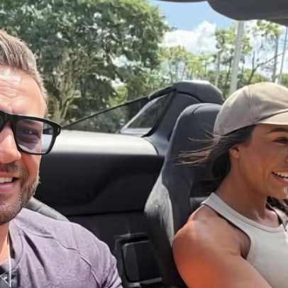 Gracyanne Barbosa curte sábado de sol com o namorado