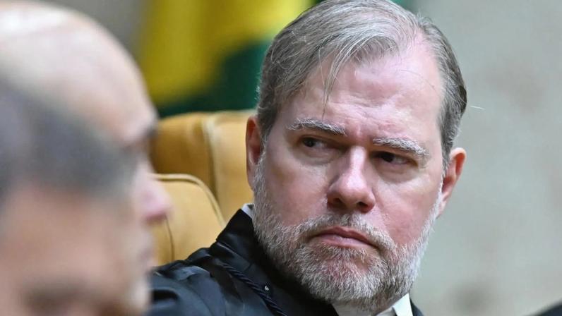 Dias Toffoli deixou inquérito do Master após pressão da PF, mas regra não permite a polícias apontar suspeição (Foto: EFE/André Borges)