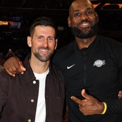 Djokovic participa de jogo da NBA ao lado de LeBron e Luka