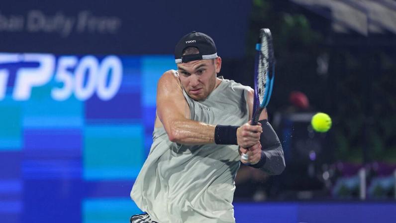 Draper defende título contra Bautista; Medvedev encara Tabilo