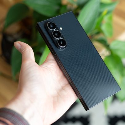 Alerta: não compre o Galaxy TriFold de mercado cinza por US$4.400 no eBay