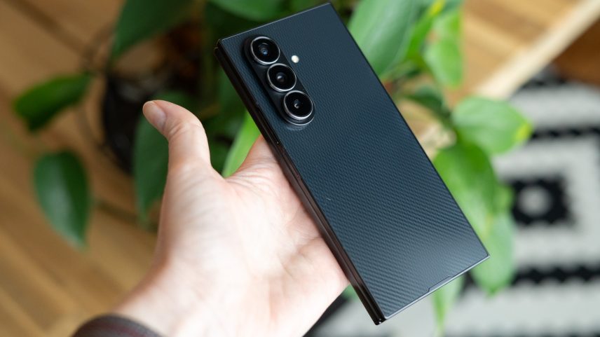 It’s a TriFold, alright. But I don’t trust it.