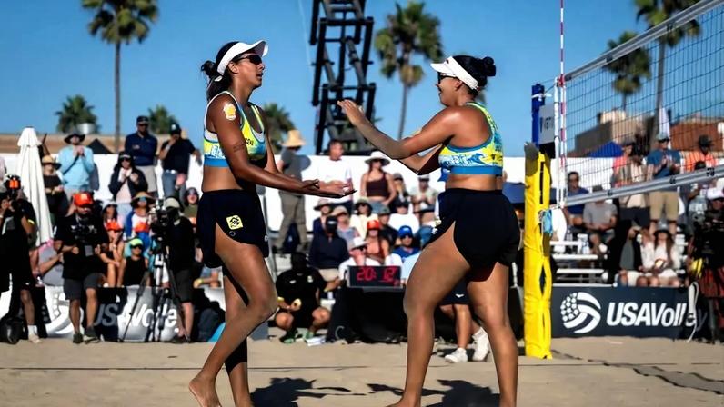 Duda e Ana Patrícia faturam o bronze no Elite 16 de Newport Beach (Foto: Volleyball World)