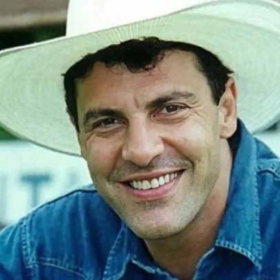 Ex-namorada de Gerson Brenner faz comovido adeus após morte do ator