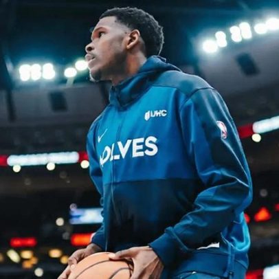 Charles Barkley emite alerta a Anthony Edwards