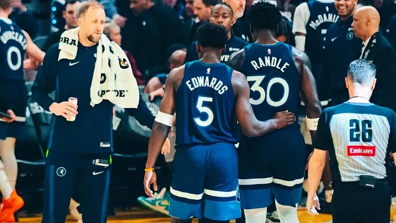 Anthony Edwards Julius Randle