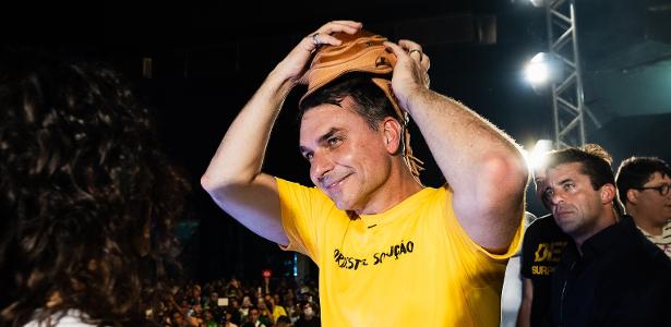 Flávio janta com aliados do Nordeste e pede contestação de entregas de Lula