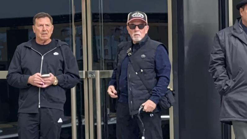 Filha de Billy Joel atualiza sobre a saúde do cantor após grave doença cerebral