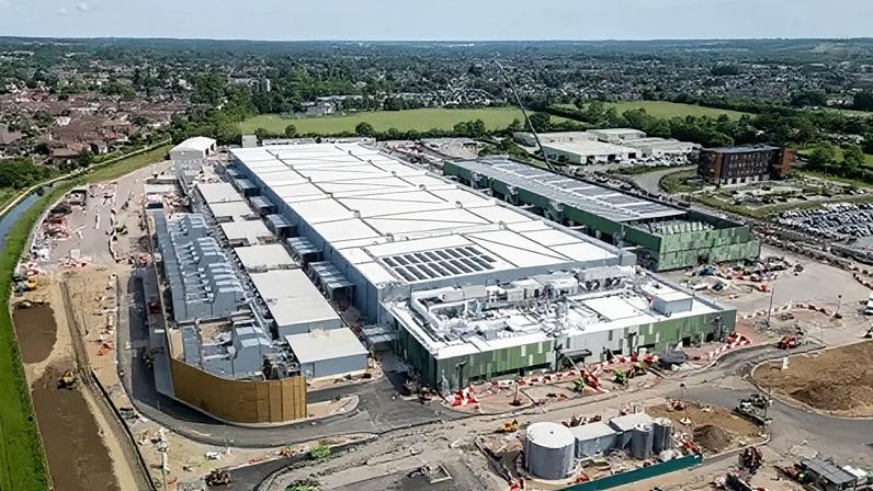 Priorizar centros de dados de IA pode limitar novas moradias, dizem construtores